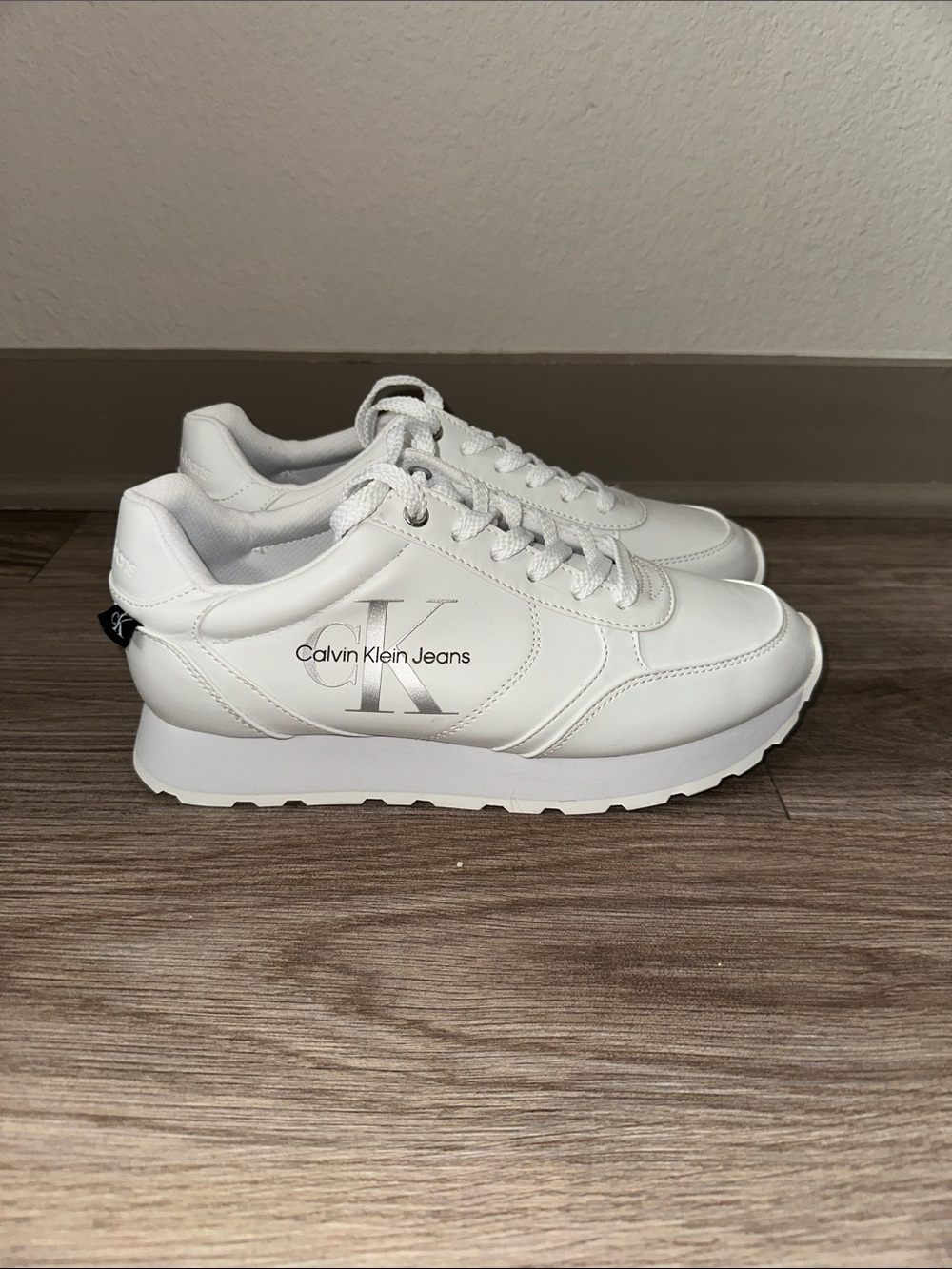 Calvin Klein Jeans White Low-Top Leather Sneakers